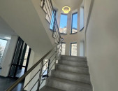 IN0716  Շենք Մարշալ Բաբաջանյան փողոցում Ավանում