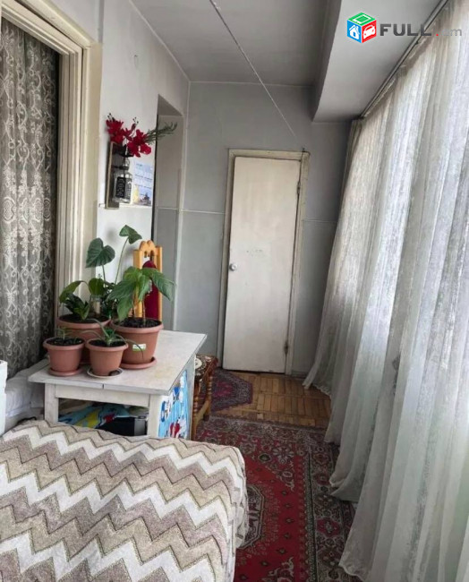 3 սենյականոց բնակարան Հունան Ավետիսյան փողոցում, 78 ք.մ., կոսմետիկ վերանորոգում