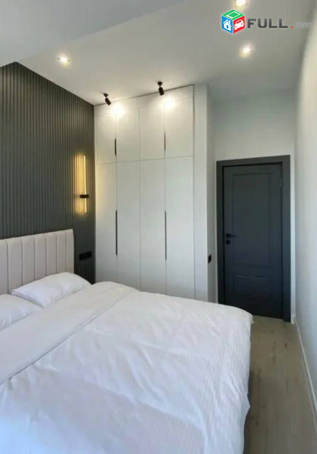 2 սենյականոց բնակարան նորակառույց շենքում Ռուբեն Սևակի փողոցում, 43 ք.մ., բարձր առաստաղներ, 6/8 հարկ