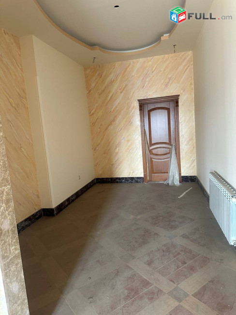 Վաճառվում է 4 սենյականոց բնակարան Այգեձորում