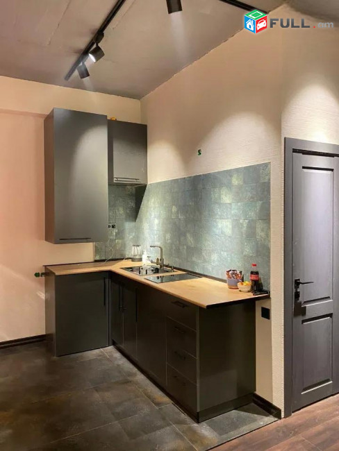 1 Սենյականոց Բնակարան Նորակառույցում, 30քմ, 2/4 հարկ, Կապիտալ Վերանորոգված