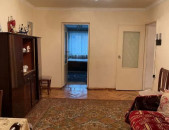 AS3-160 Վաճառվում է 3 սենյականոց բնակարան Վաղարշյան փողոցում