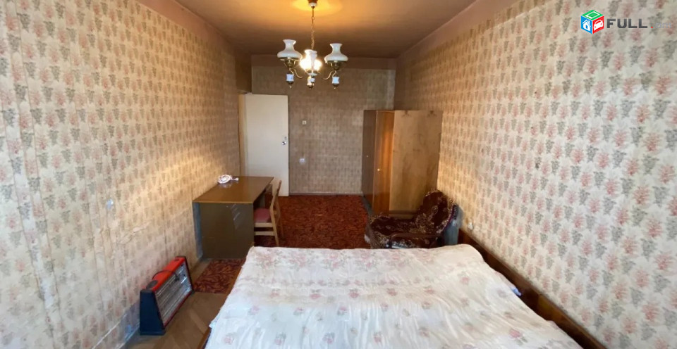 XS3-20 Վաճառվում է 3 սենյականոց բնակարան Ռոստովյան փողոցում
