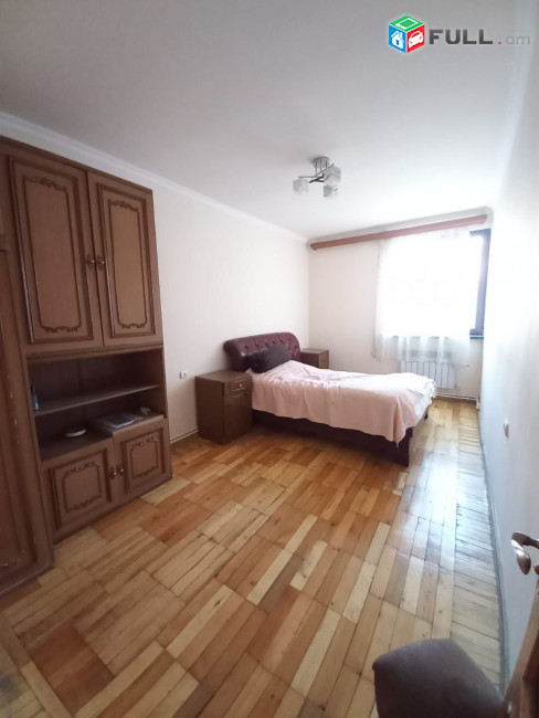 SER-05 Վաճառվում է 3 սենյականոց բնակարան Ավանում