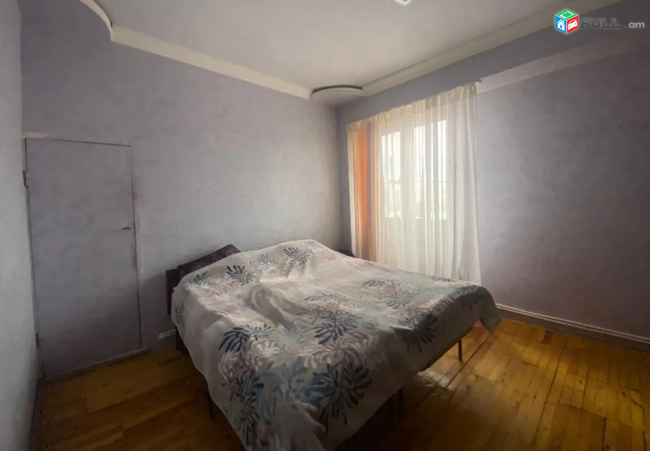 XS3-26 Վաճառվում է 3 սենյականոց բնակարան Էրեբունիում