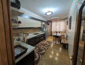 KS4-70 Վաճառվում է 4 սենյականոց բնակարան Փոքր կենտրոնում
