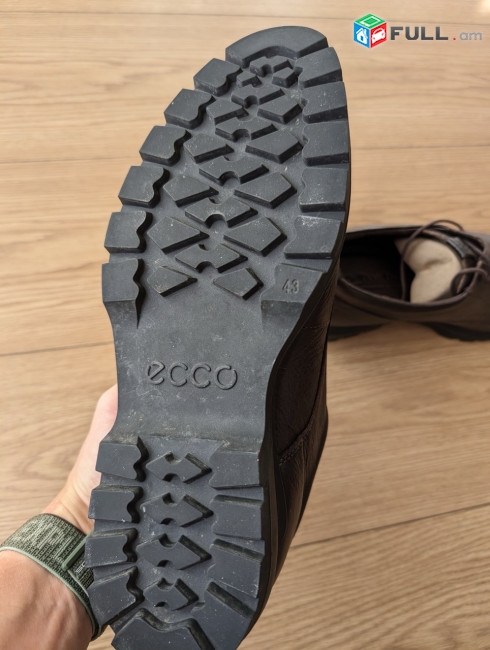 Վաճառվում է տղամարդկանց կաշվե կոշիկներ Esso (օրիգինալ)\ Продам мужские кожанные ботинки Ессо (оригинал). 