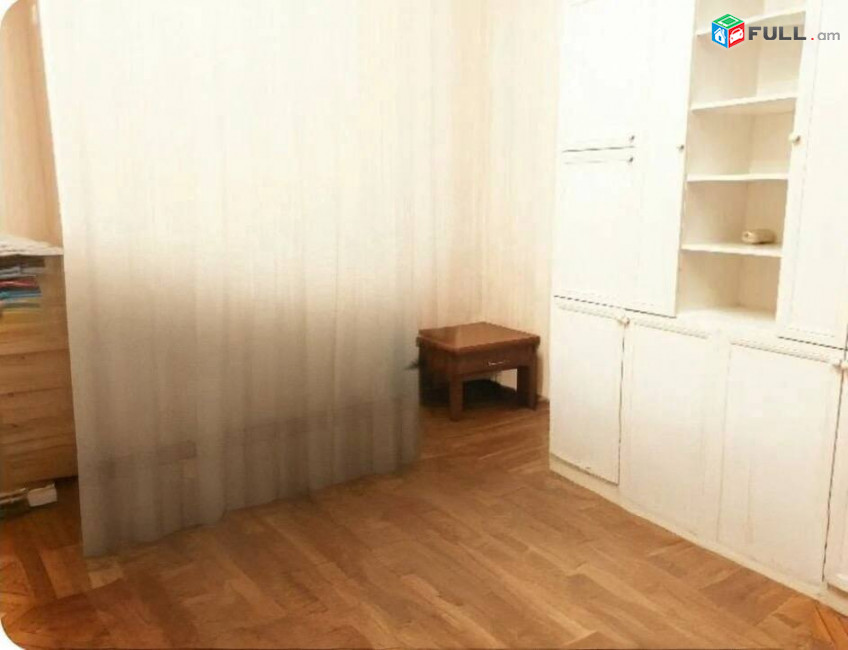 Մաշտոցի պողոտայում վարձով է տրվում կոմերցիոն տարածք: For rent կոդ  G2744