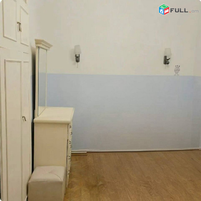 Մաշտոցի պողոտայում վարձով է տրվում կոմերցիոն տարածք: For rent կոդ  G2744