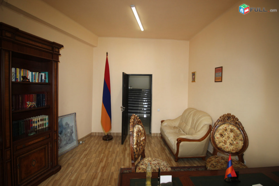 Խորենացի փողոցում վարձով է տրվում գրասենյակային տարածք։ For rent կոդ G2724