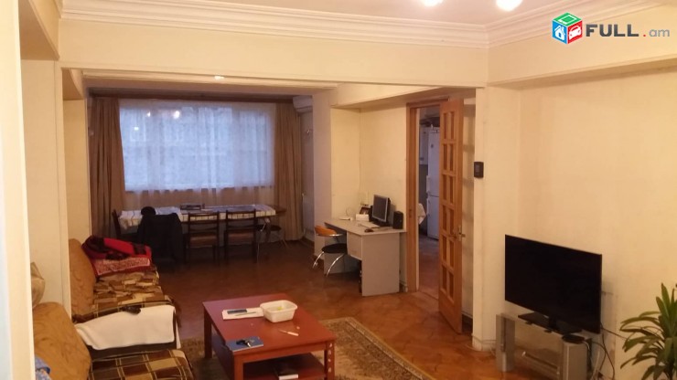 ՎԱՃԱՌՎՈՒՄ Է 4 սենյականոց բնակարան Մոնումենտում 9 ի 3 րդ հարկում, երկու+մեկ բնակարան