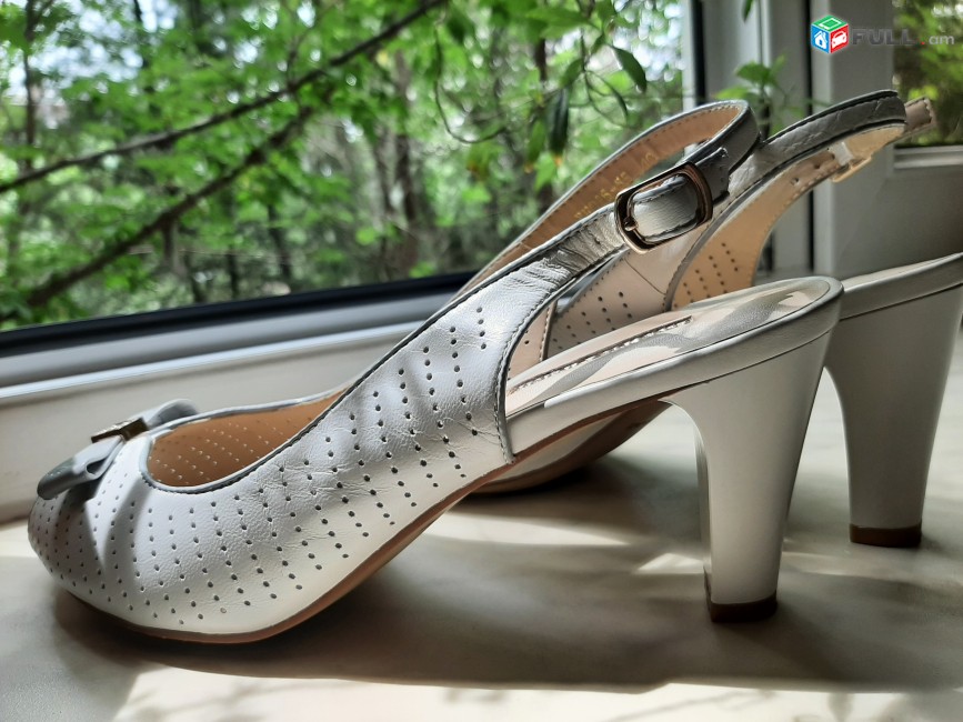 Նոր կանացի ամառային կոշիկ /Roberto Piraloff/ 