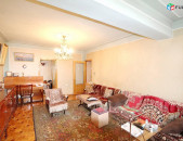 Վաճառվում է 2 սենյականոց բնակարան Արաբկիրում ՝ Գ.Սունդուկյան 2  փողոցում 