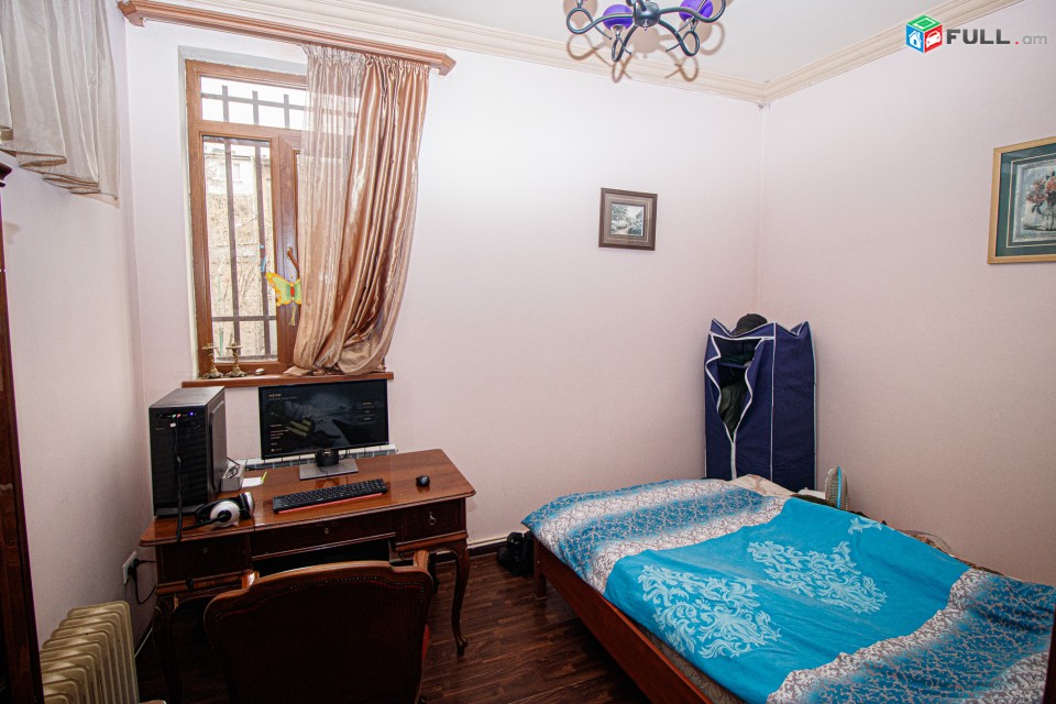 Թումանյան Նալբանդյան խաչմերուկ 2 գիծ 3 սենյակ: Առանձին մուտք Туманян Tumanyan