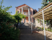 Բաբայան Հաղթանակ այգու մոտ: Бабаян  Babayan