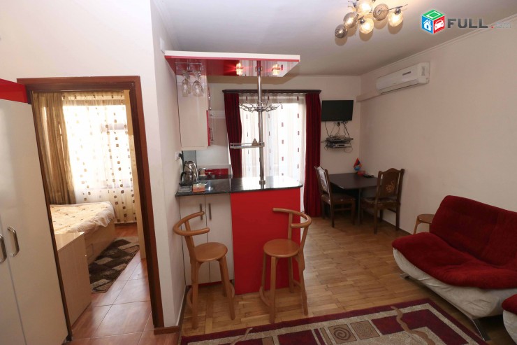Komitas Vagharshyan crossroad lux apartment Կոմիտաս Комитас