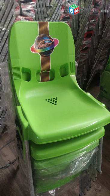 Աթոռներ պլաստիկից երկաթյա ոտքերով նոր տարբեր գույներ